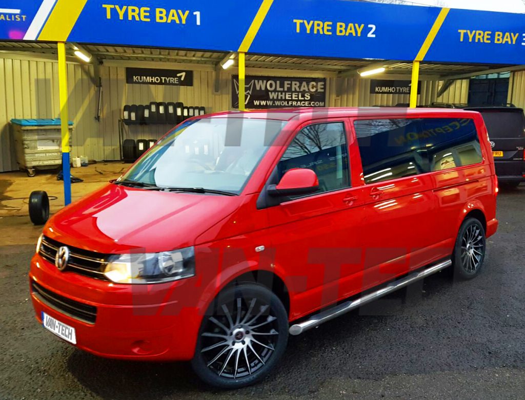 vwtransportert5withwolfraceaeroand4stepstainlesssteelside