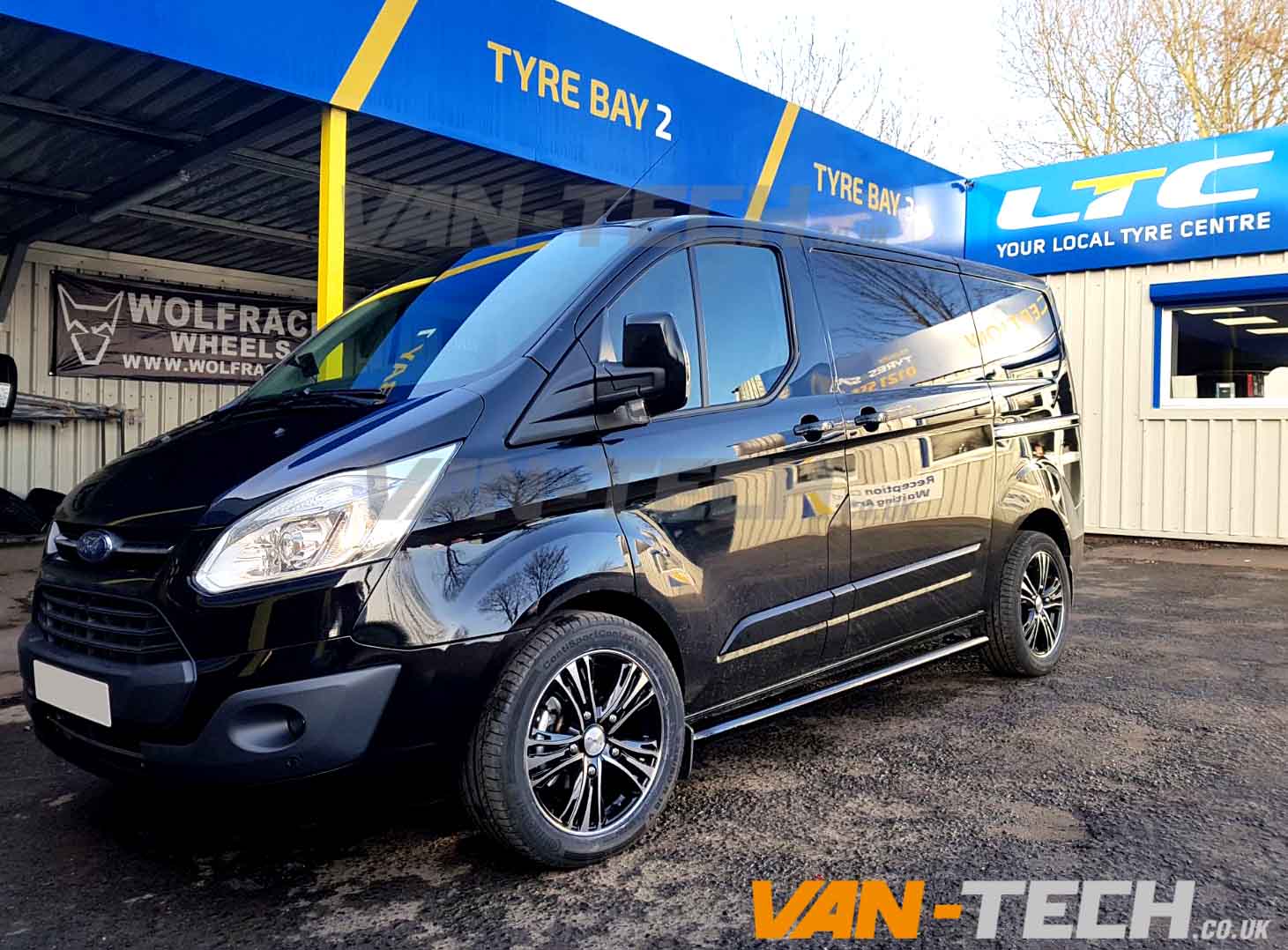 ford transit custom black