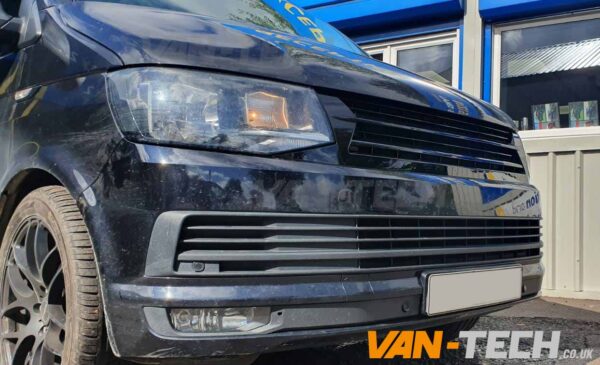 VW Transporter T6 Grille Gloss Black Badgeless