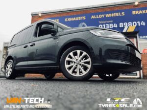 VW Caddy Alloy Wheels Fox Racing FX9 Gloss Black and a set of 235/45R18 MAXXIS AP3 98W XL All Season Tyres